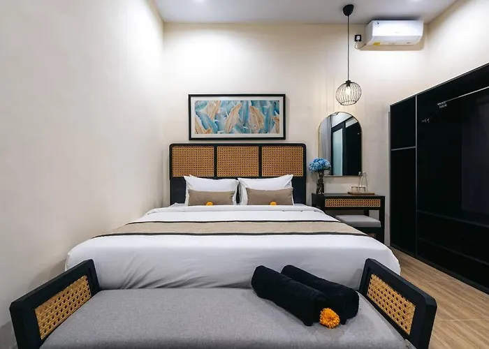 Umajana - 9 Min To Beach, Private Oasis With Skyline Perch * Canggu