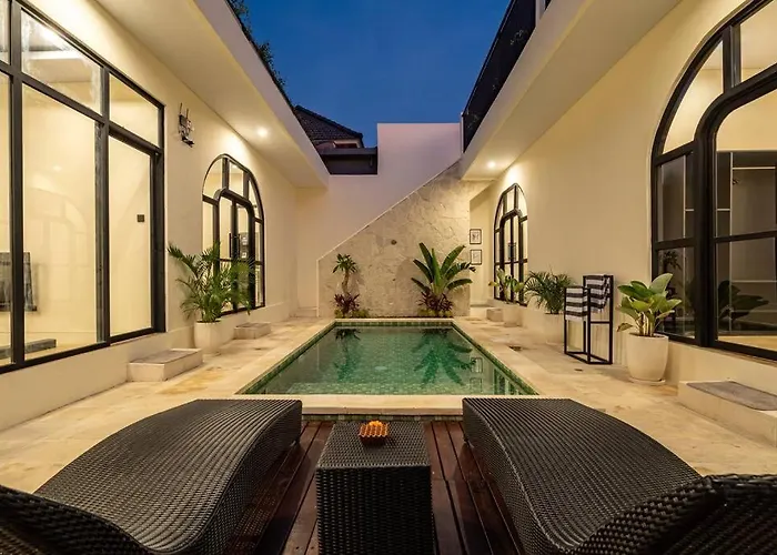 Umajana - 9 Min To Beach, Private Oasis With Skyline Perch Canggu